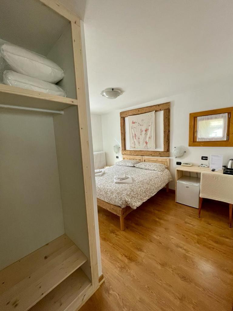 Ambassador Rooms In Bormio, Solo Camera Senza Colazione المظهر الخارجي الصورة
