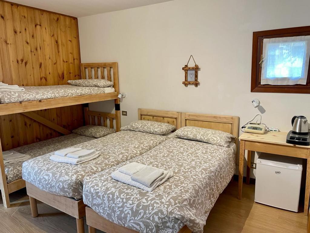 Ambassador Rooms In Bormio, Solo Camera Senza Colazione المظهر الخارجي الصورة