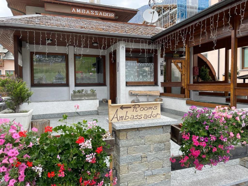 Ambassador Rooms In Bormio, Solo Camera Senza Colazione المظهر الخارجي الصورة