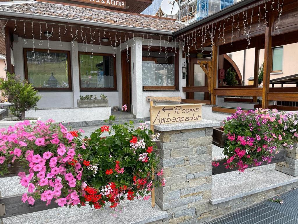 Ambassador Rooms In Bormio, Solo Camera Senza Colazione المظهر الخارجي الصورة