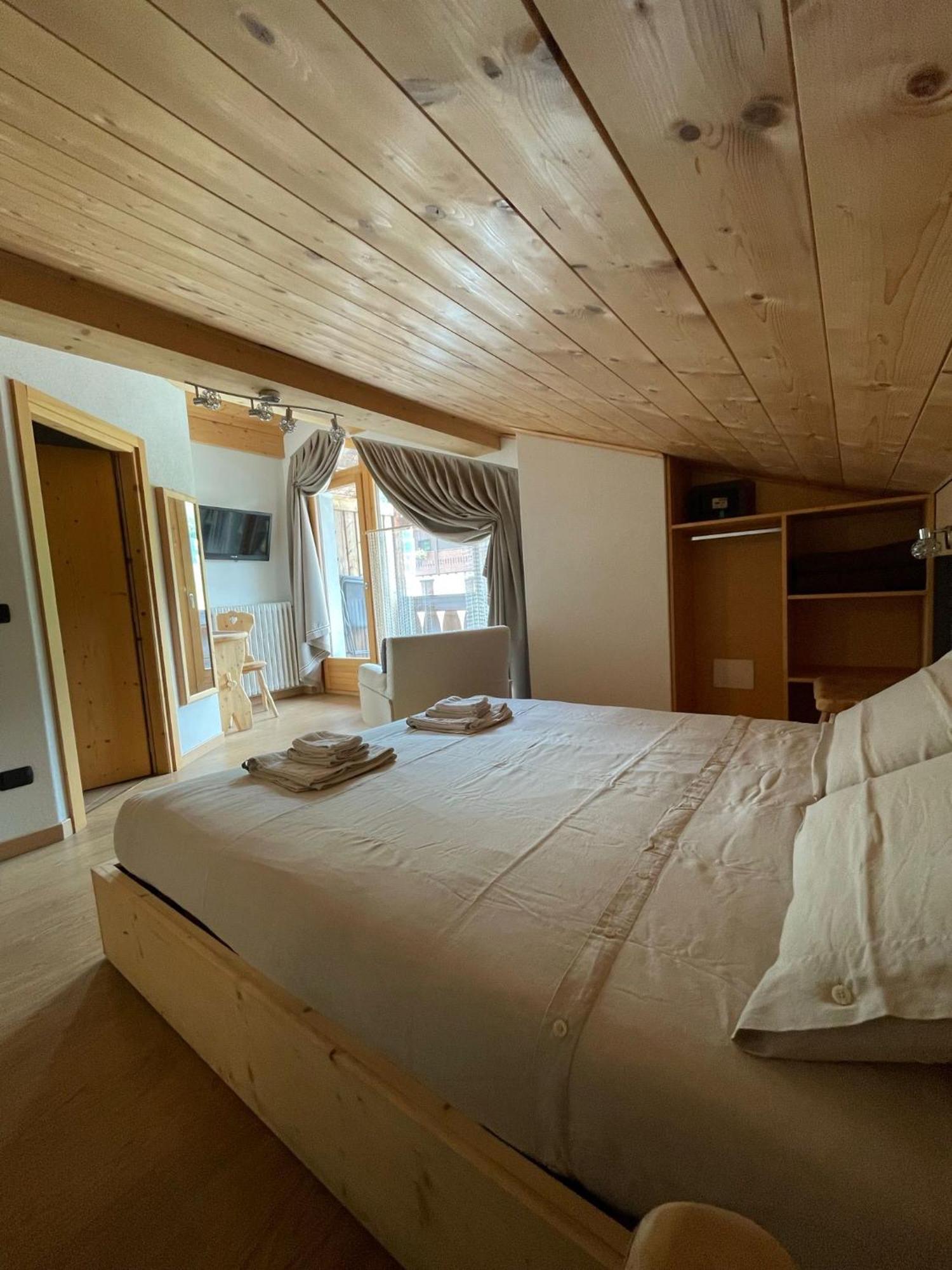 Ambassador Rooms In Bormio, Solo Camera Senza Colazione المظهر الخارجي الصورة