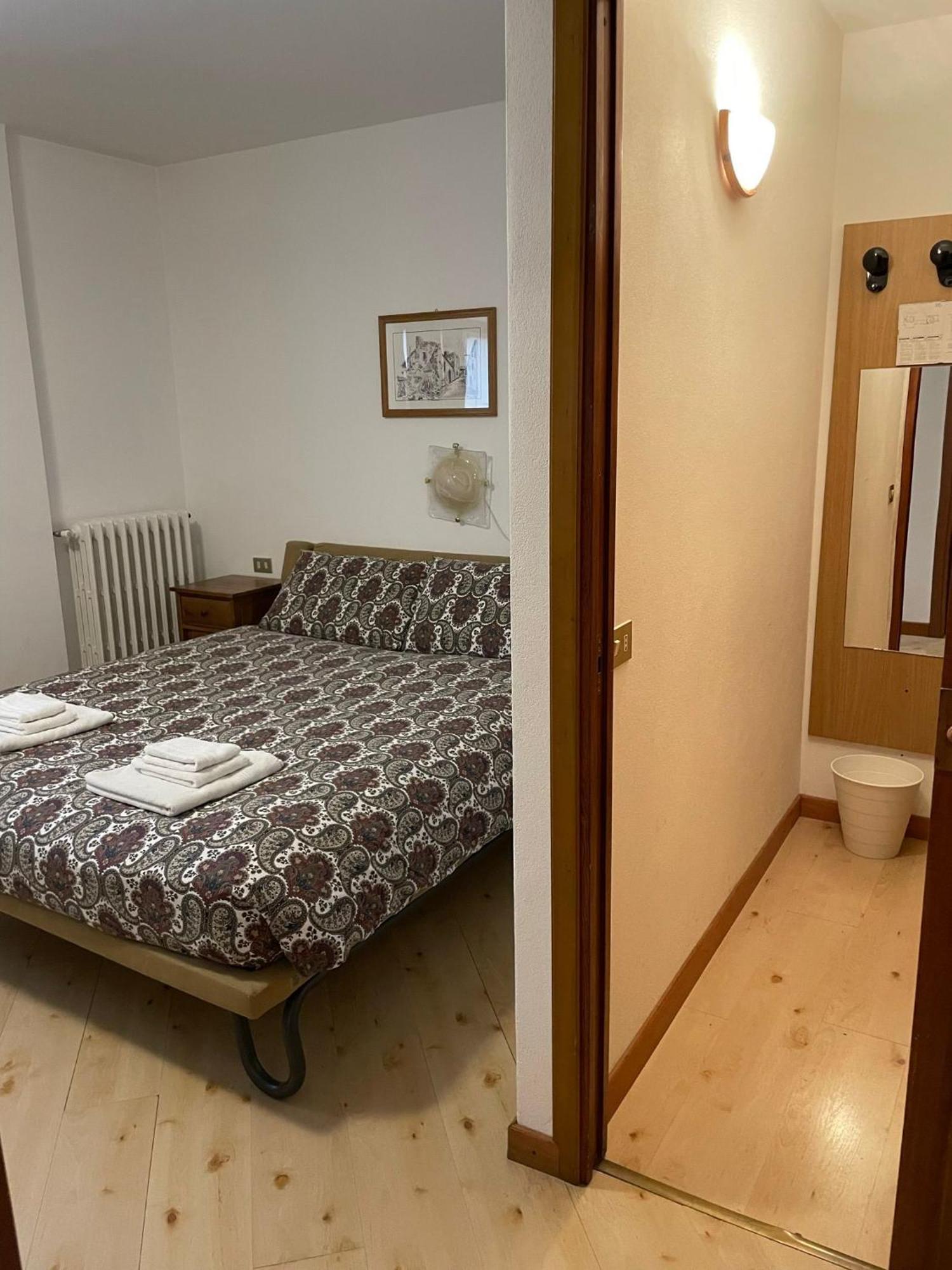 Ambassador Rooms In Bormio, Solo Camera Senza Colazione المظهر الخارجي الصورة