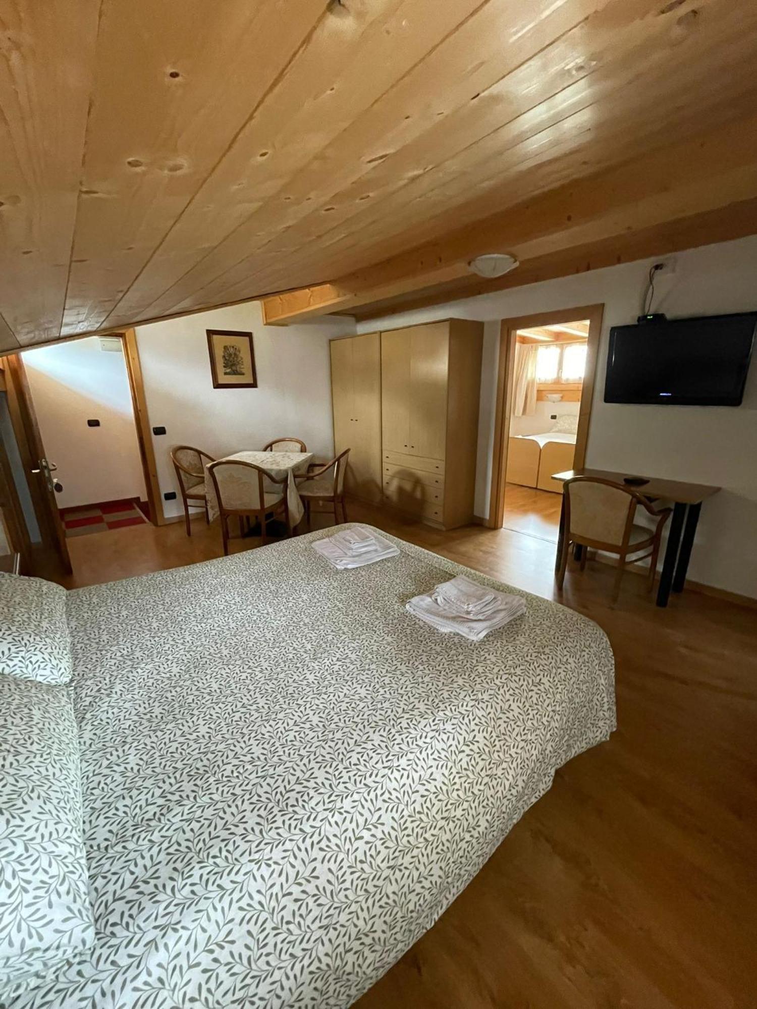 Ambassador Rooms In Bormio, Solo Camera Senza Colazione المظهر الخارجي الصورة