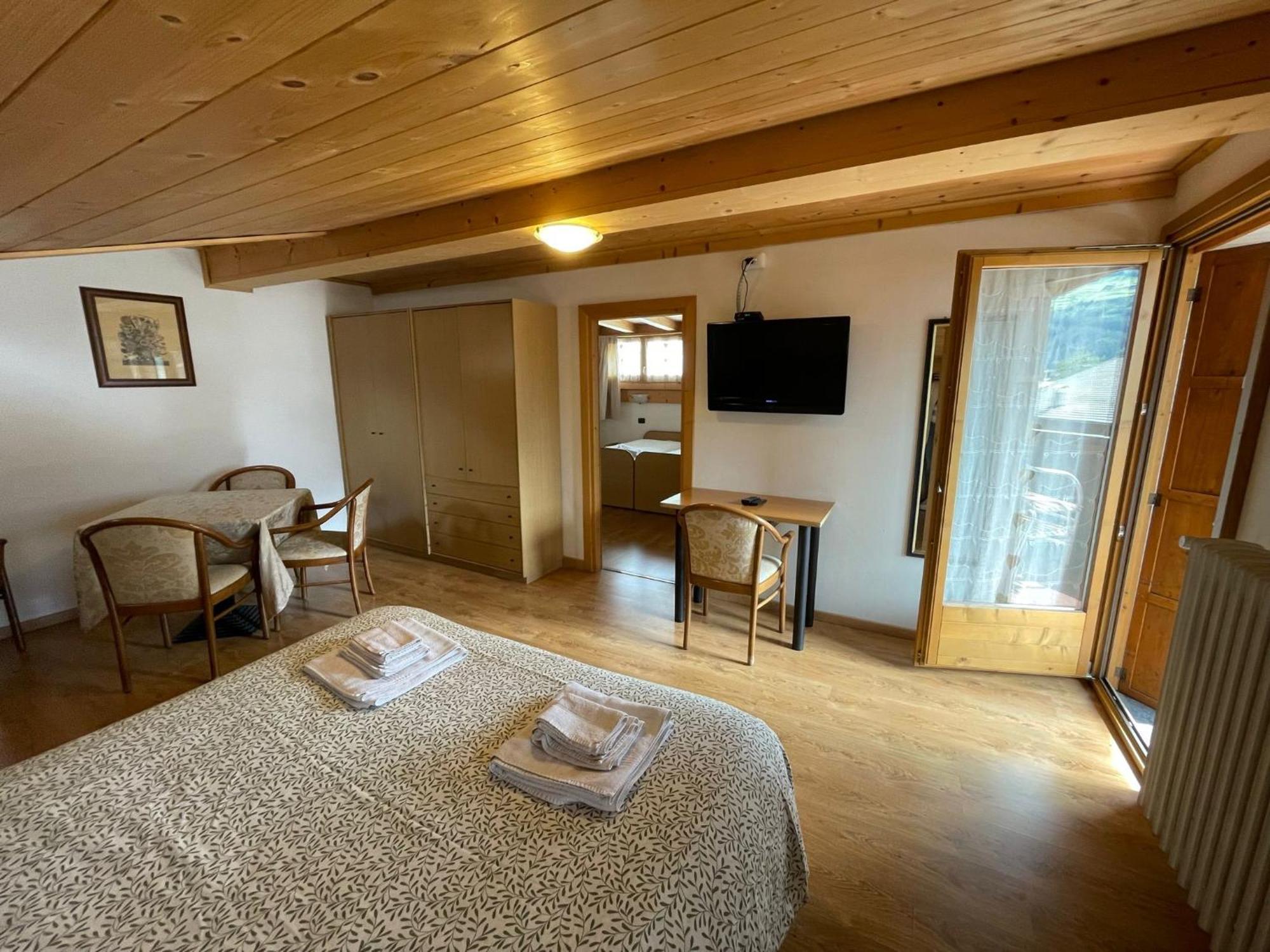 Ambassador Rooms In Bormio, Solo Camera Senza Colazione المظهر الخارجي الصورة